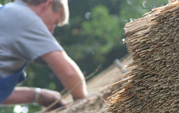 professional Cerrig Man thatchers